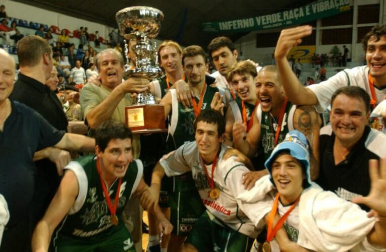 Atenas, el máximo campeón en la historia del básquet argentino