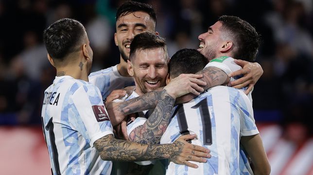 Argentina le ganó 3-0 a Venezuela en su última presentación como local en las Eliminatorias
