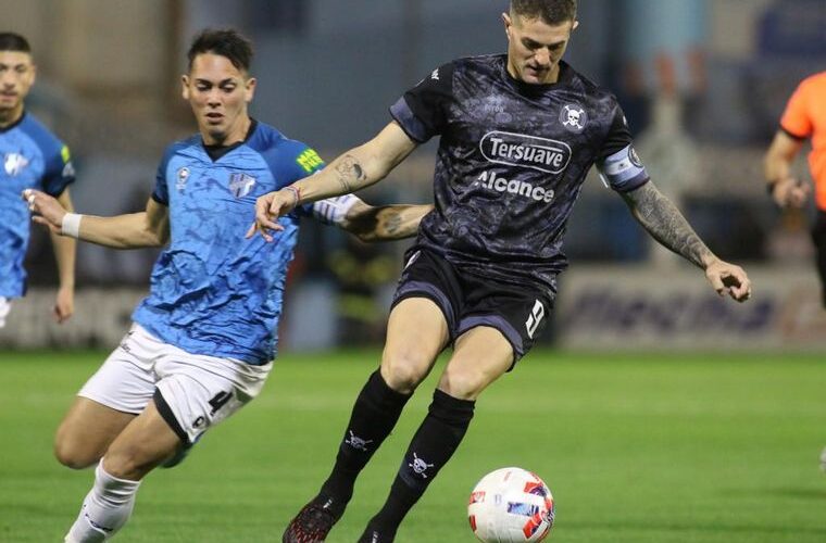 Vegetti llegó a los 40 goles en Belgrano: cómo está en la tabla de los máximos artilleros