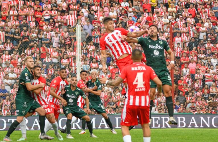 Instituto debutó con un empate ante Sarmiento