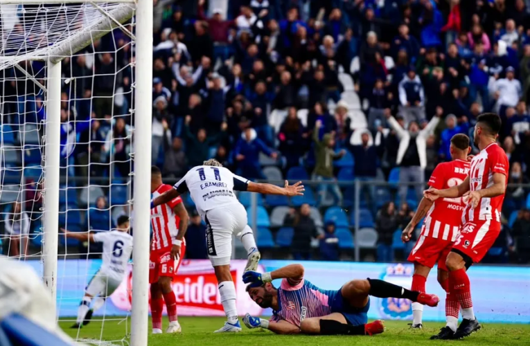 Instituto sumó su primera derrota en la Liga Profesional