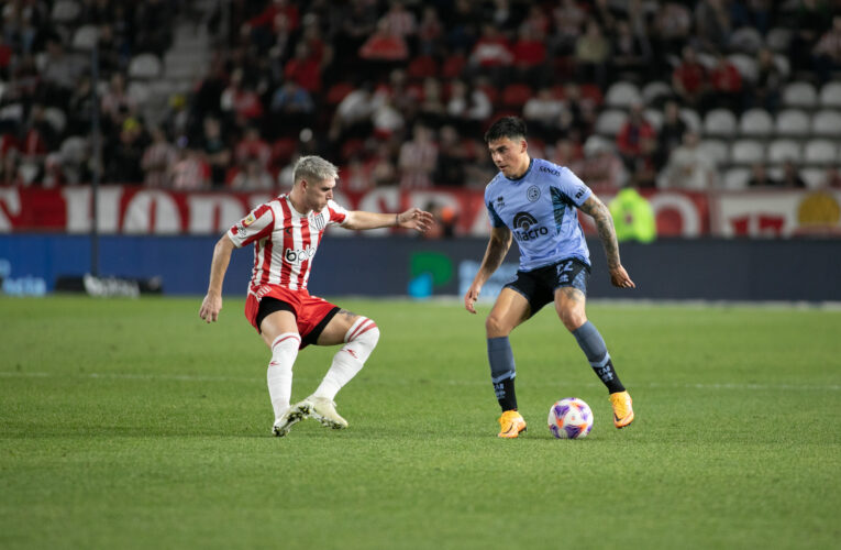 Belgrano sufrió una dura goleada en La Plata