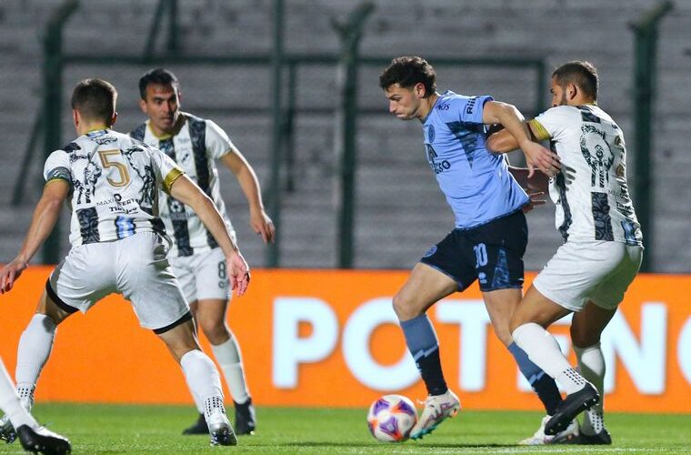 Belgrano no la tuvo fácil, pero venció a Claypole y avanzó en la Copa Argentina