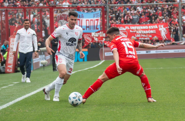 Instituto igualó en su visita a Independiente