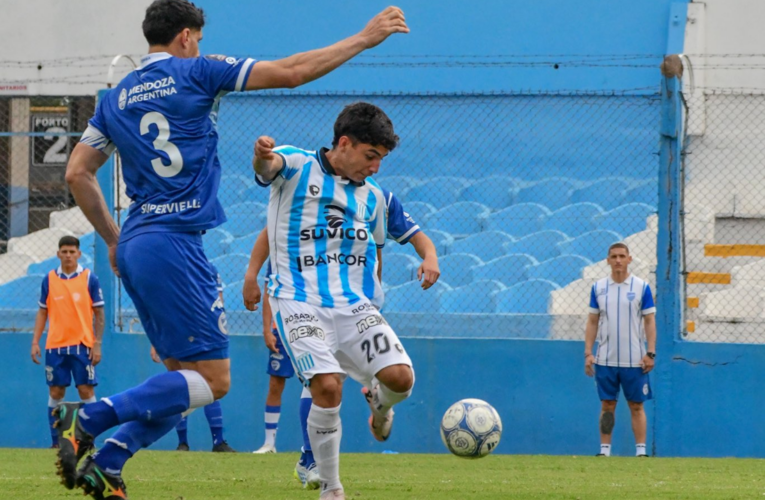 Racing reaccionó y empató 2-2 ante Godoy Cruz en un partido con incidentes